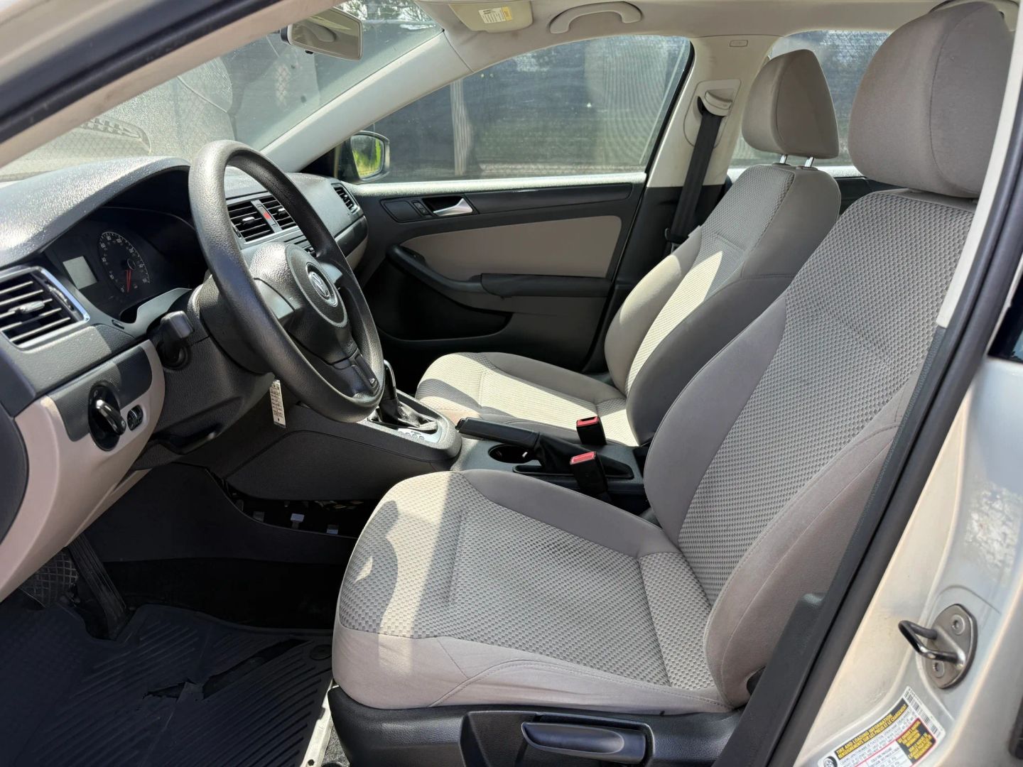 volkswagen jetta 2011 3VW2K7AJXBM329899 image volkswagen jetta 2011 3VW2K7AJXBM329899 image