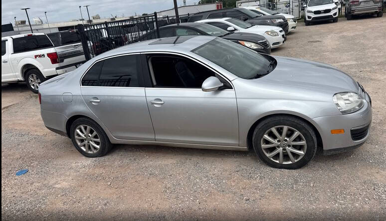 volkswagen jetta 2010 3VWRX7AJ0AM066238 image volkswagen jetta 2010 3VWRX7AJ0AM066238 image