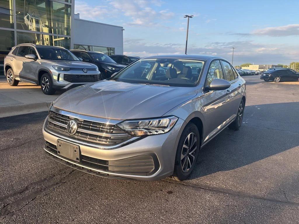 volkswagen jetta 2022 3VWCM7BU3NM004961 image volkswagen jetta 2022 3VWCM7BU3NM004961 image