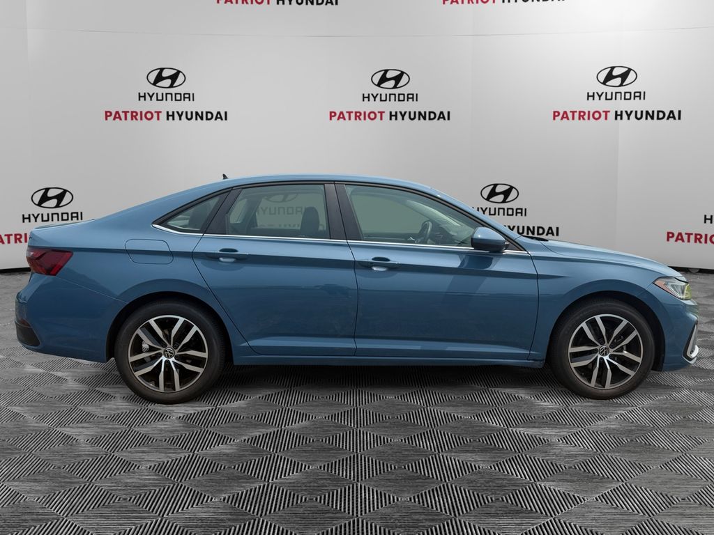volkswagen jetta 2025 3VWEX7BU2SM021147 image volkswagen jetta 2025 3VWEX7BU2SM021147 image