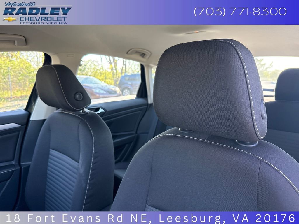 volkswagen jetta 2025 3VW5X7BU8SM000495 image volkswagen jetta 2025 3VW5X7BU8SM000495 image