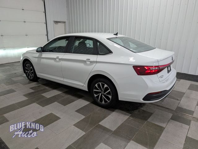 volkswagen jetta 2025 3VW5X7BUXSM070502 image volkswagen jetta 2025 3VW5X7BUXSM070502 image