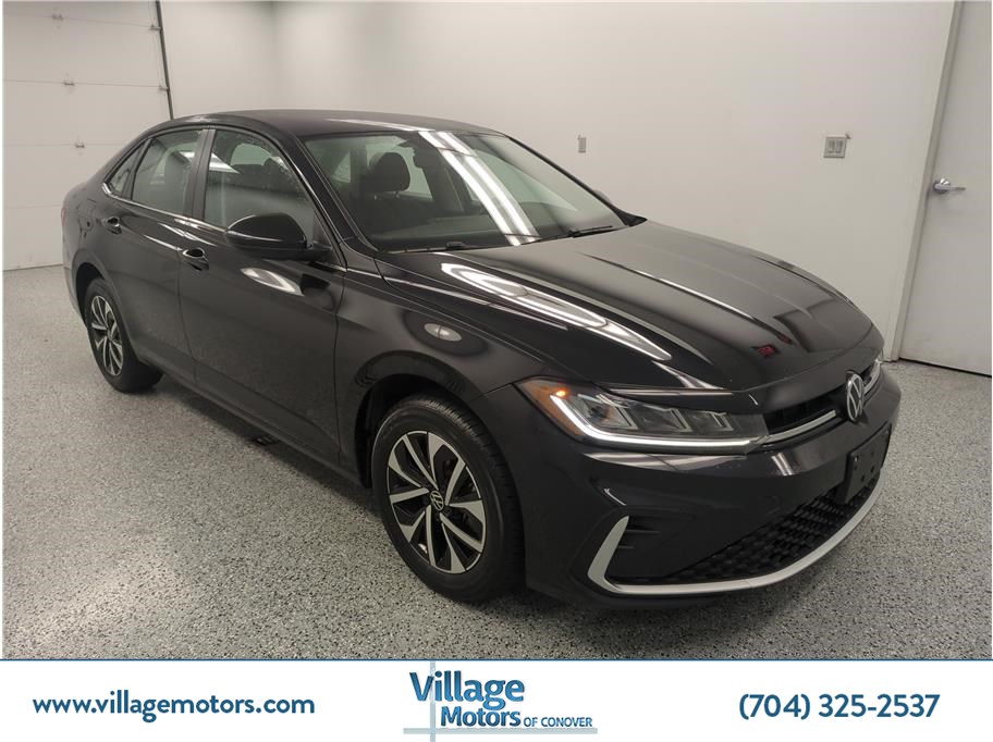 volkswagen jetta 2025 3VW5X7BU2SM030804 image volkswagen jetta 2025 3VW5X7BU2SM030804 image