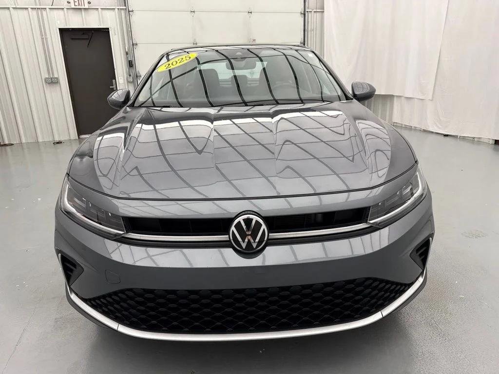 volkswagen jetta 2025 3VW7X7BUXSM017288 image volkswagen jetta 2025 3VW7X7BUXSM017288 image