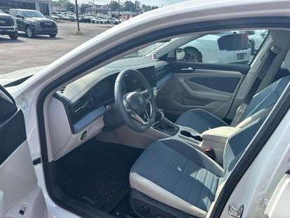 volkswagen jetta 2025 3VW7X7BU6SM080128 image volkswagen jetta 2025 3VW7X7BU6SM080128 image