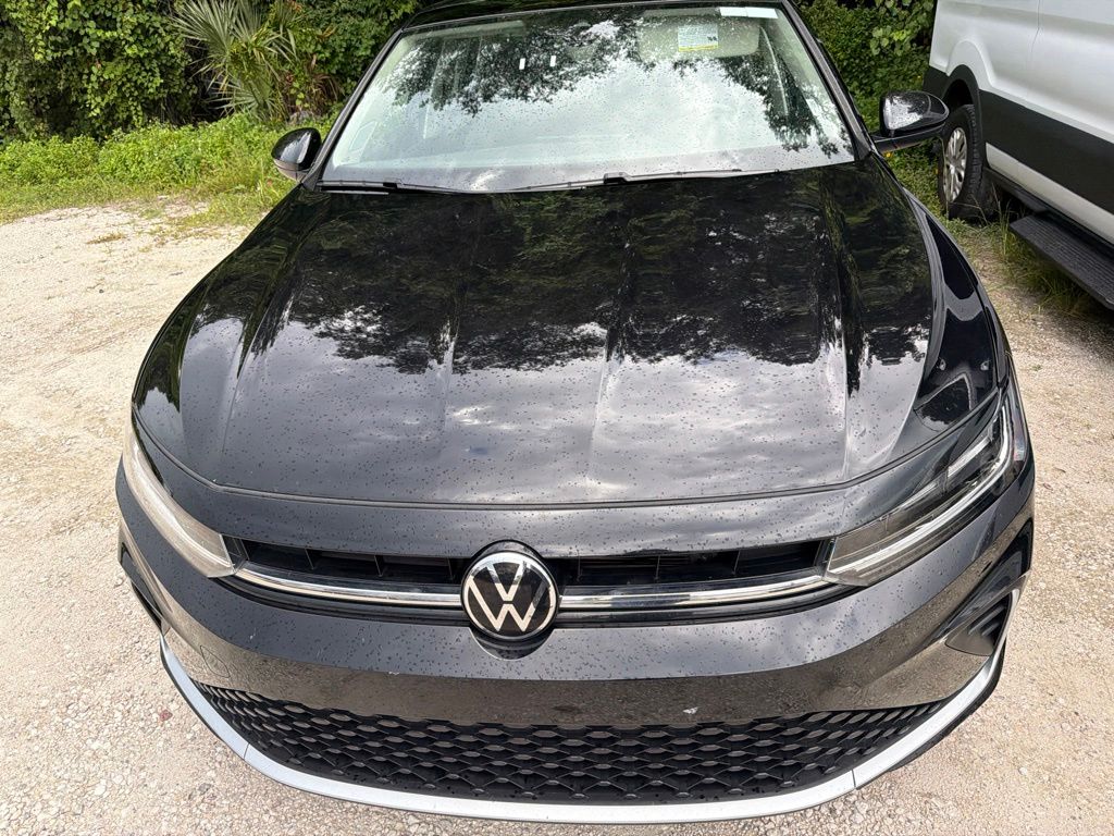 volkswagen jetta 2025 3VW7X7BU4SM033972 image volkswagen jetta 2025 3VW7X7BU4SM033972 image