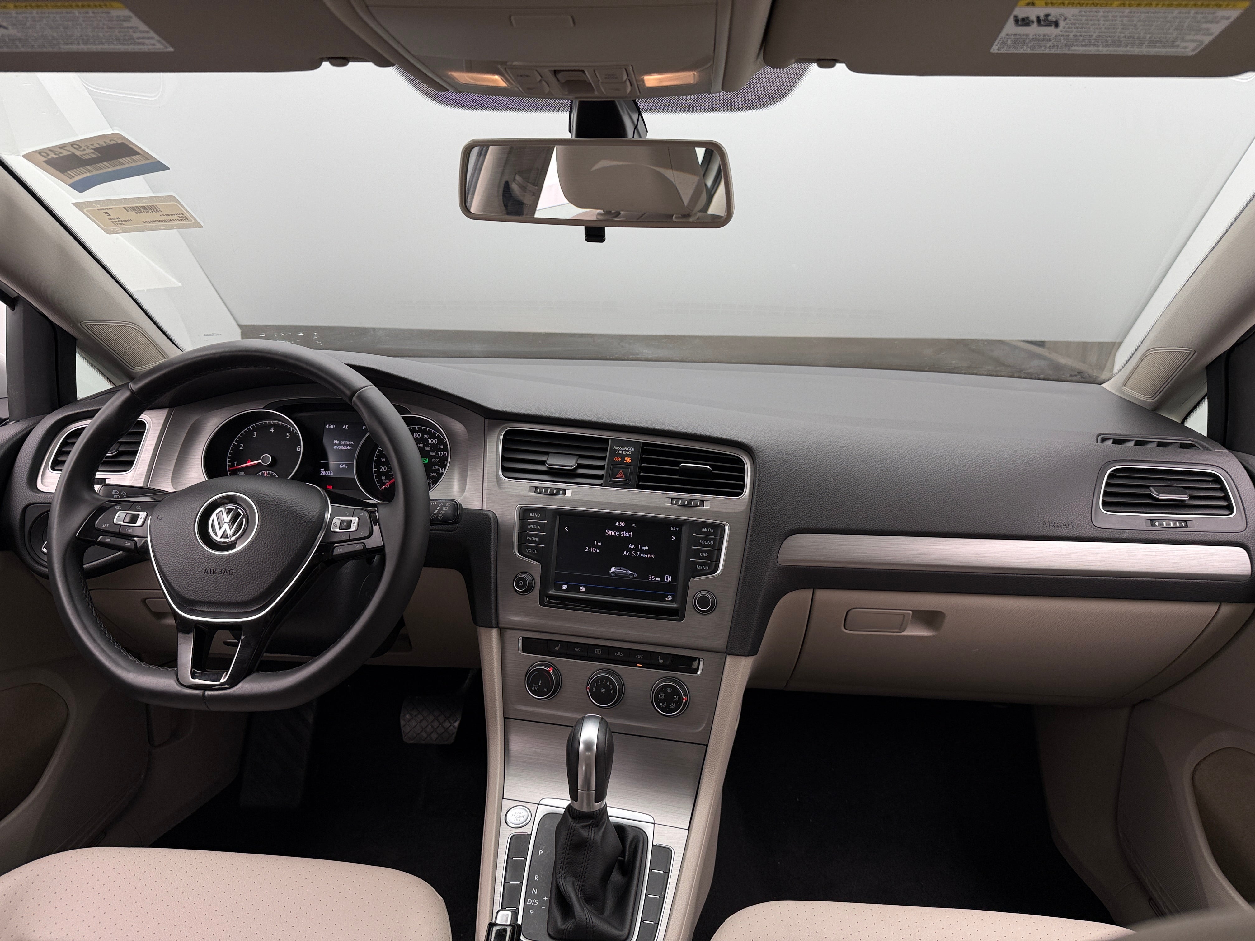 volkswagen golf 2017 3VW217AU2HM066314 image volkswagen golf 2017 3VW217AU2HM066314 image
