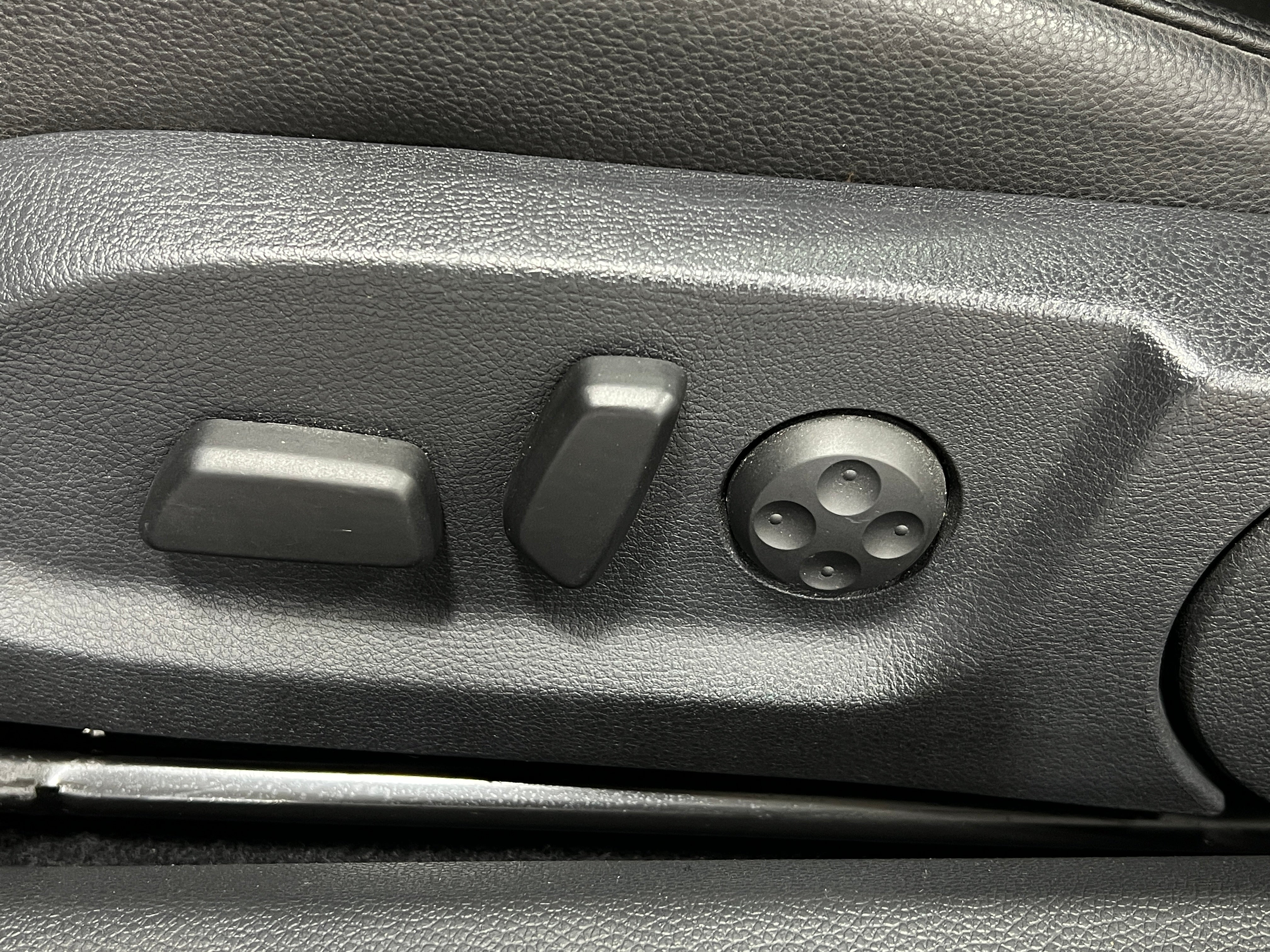 volkswagen eos 2014 WVWBW8AHXEV003007 image volkswagen eos 2014 WVWBW8AHXEV003007 image