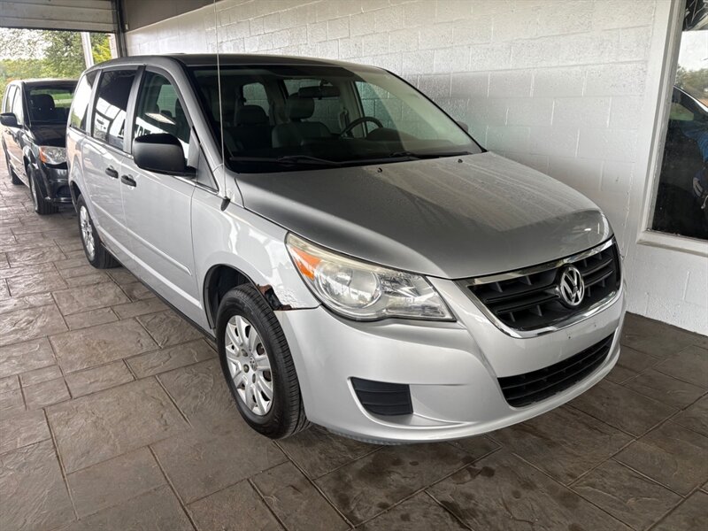 volkswagen routan 2009 2V8HW441X9R543326 image volkswagen routan 2009 2V8HW441X9R543326 image