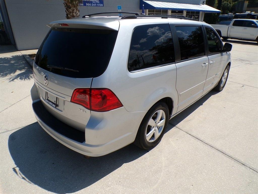 volkswagen routan 2009 2V8HW54X39R579899 image volkswagen routan 2009 2V8HW54X39R579899 image