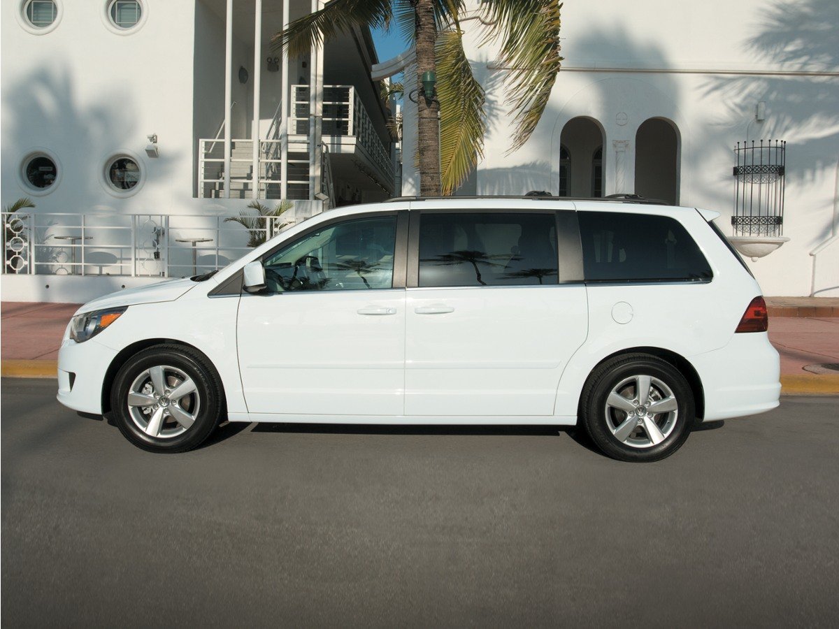 volkswagen routan 2012 2C4RVABG8CR391000 image volkswagen routan 2012 2C4RVABG8CR391000 image