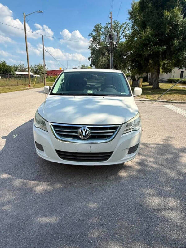 volkswagen routan 2012 2C4RVABG4CR136103 image volkswagen routan 2012 2C4RVABG4CR136103 image