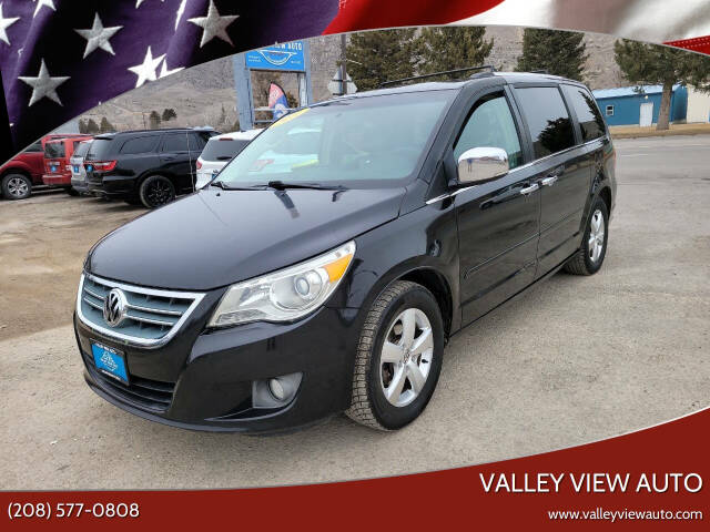 volkswagen routan 2011 2V4RW6DG6BR691095 image volkswagen routan 2011 2V4RW6DG6BR691095 image