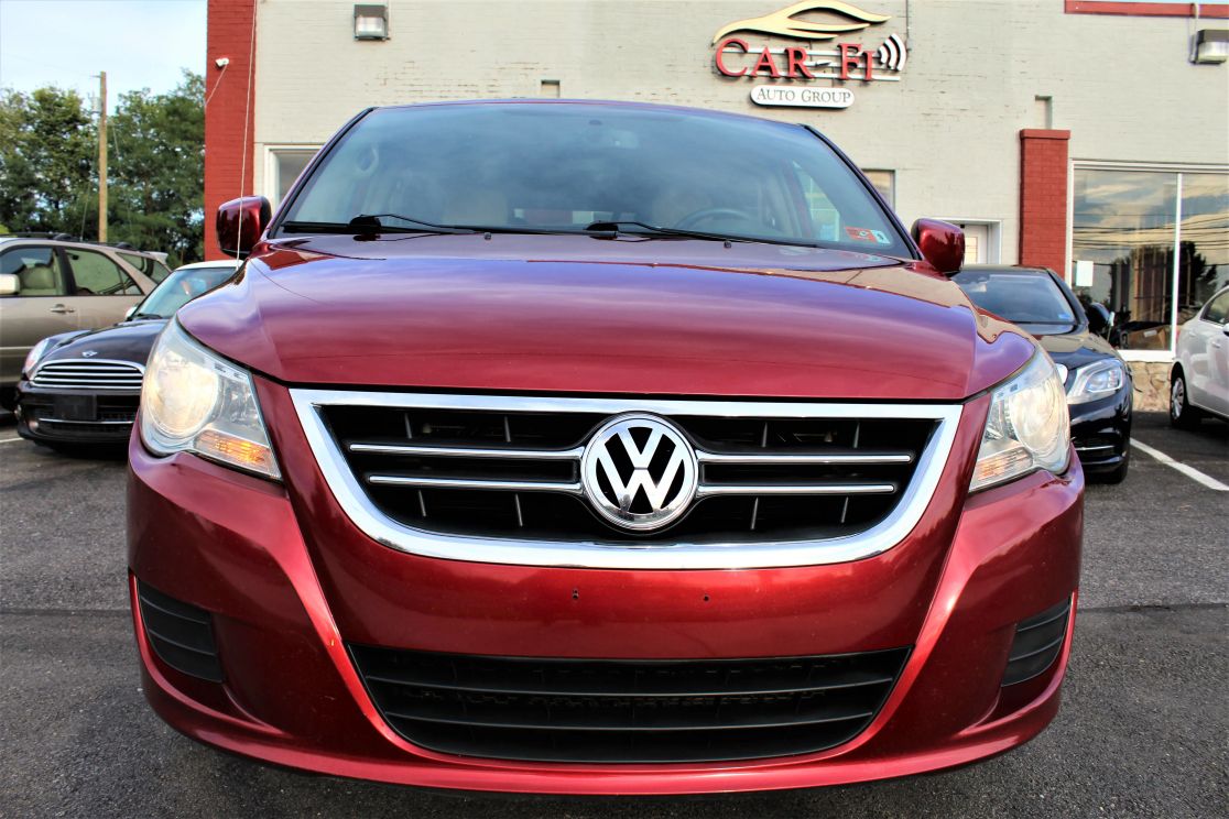 volkswagen routan 2011 2V4RW3DG7BR717007 image volkswagen routan 2011 2V4RW3DG7BR717007 image