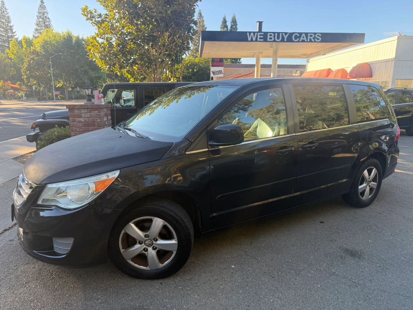 volkswagen routan 2010 2V4RW3D14AR395498 image volkswagen routan 2010 2V4RW3D14AR395498 image