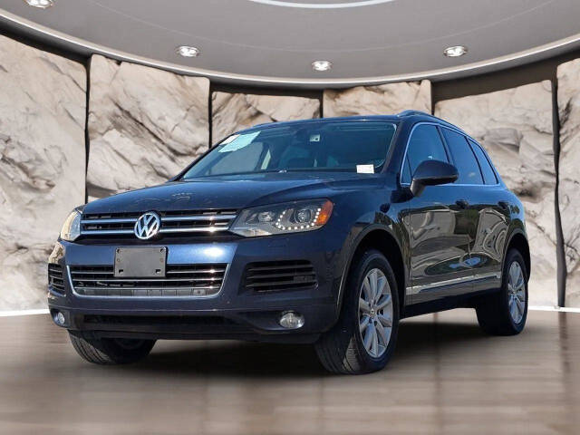 volkswagen touareg 2012 WVGFF9BP1CD003411 image volkswagen touareg 2012 WVGFF9BP1CD003411 image