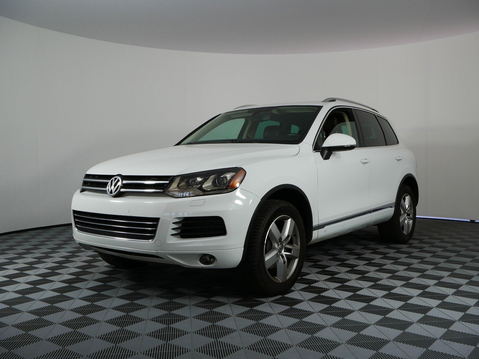 volkswagen touareg 2013 WVGEP9BP3DD011472 image volkswagen touareg 2013 WVGEP9BP3DD011472 image