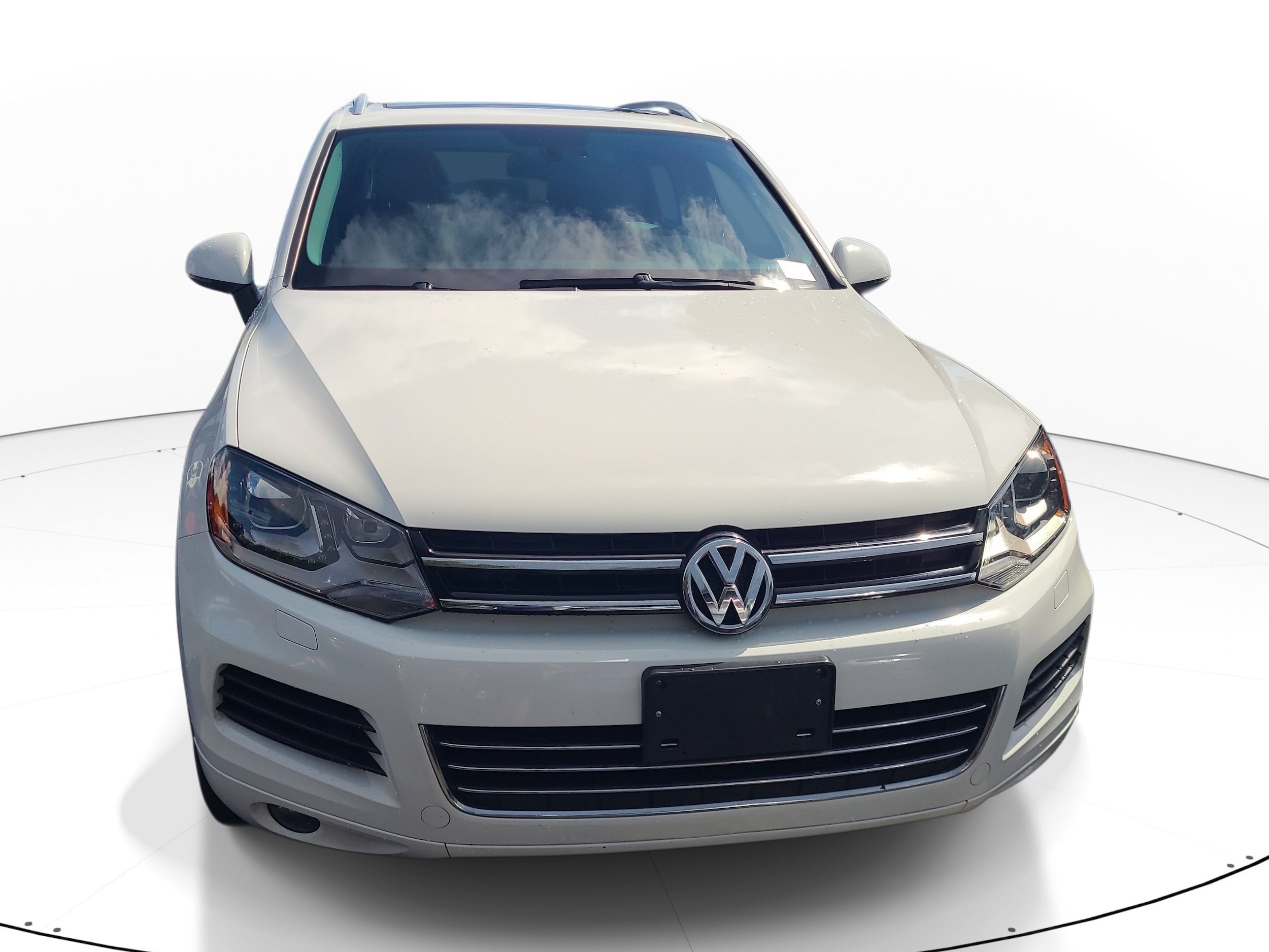volkswagen touareg 2014 WVGEP9BP3ED011747 image volkswagen touareg 2014 WVGEP9BP3ED011747 image