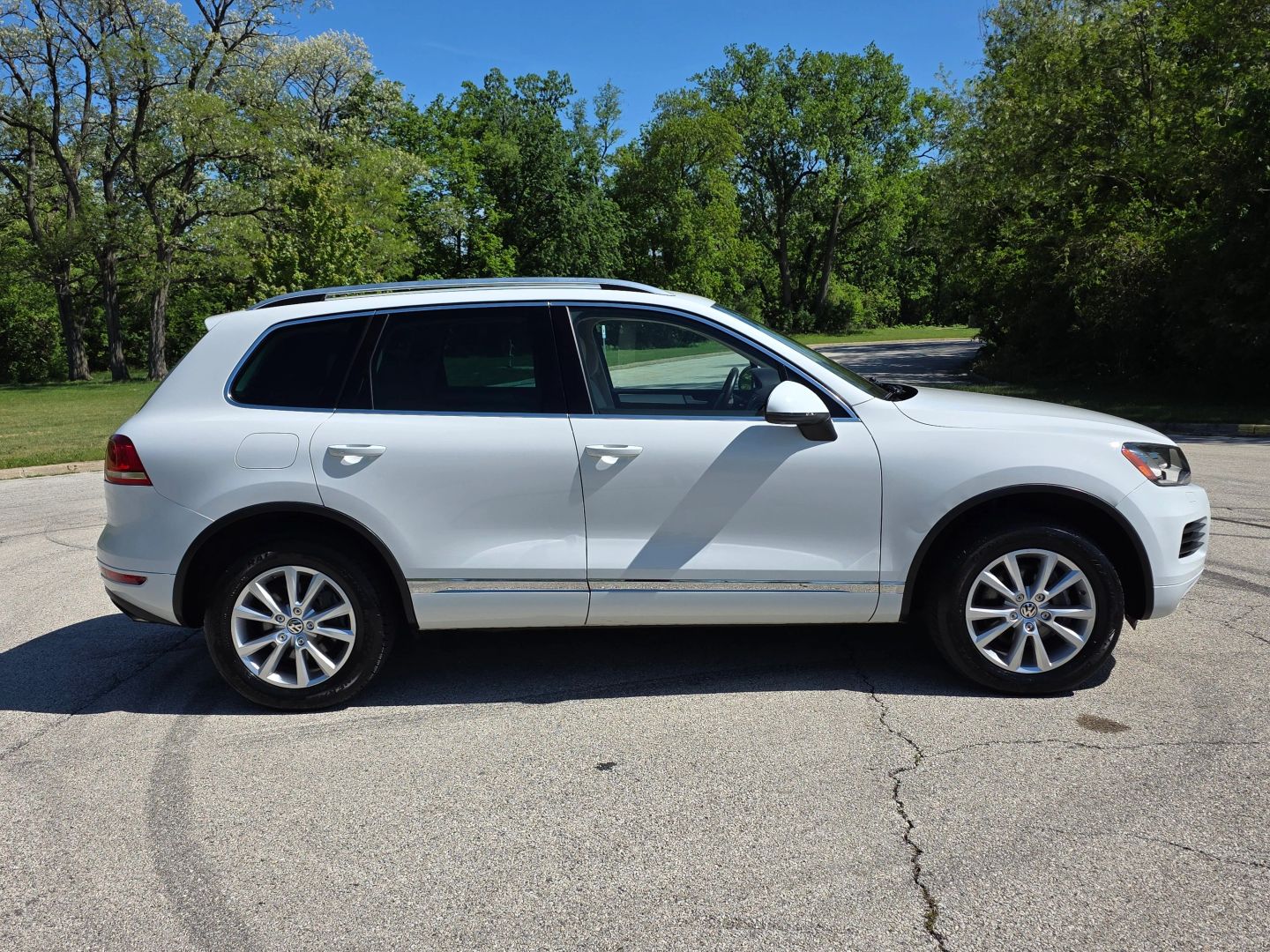 volkswagen touareg 2014 WVGEF9BP0ED010543 image volkswagen touareg 2014 WVGEF9BP0ED010543 image