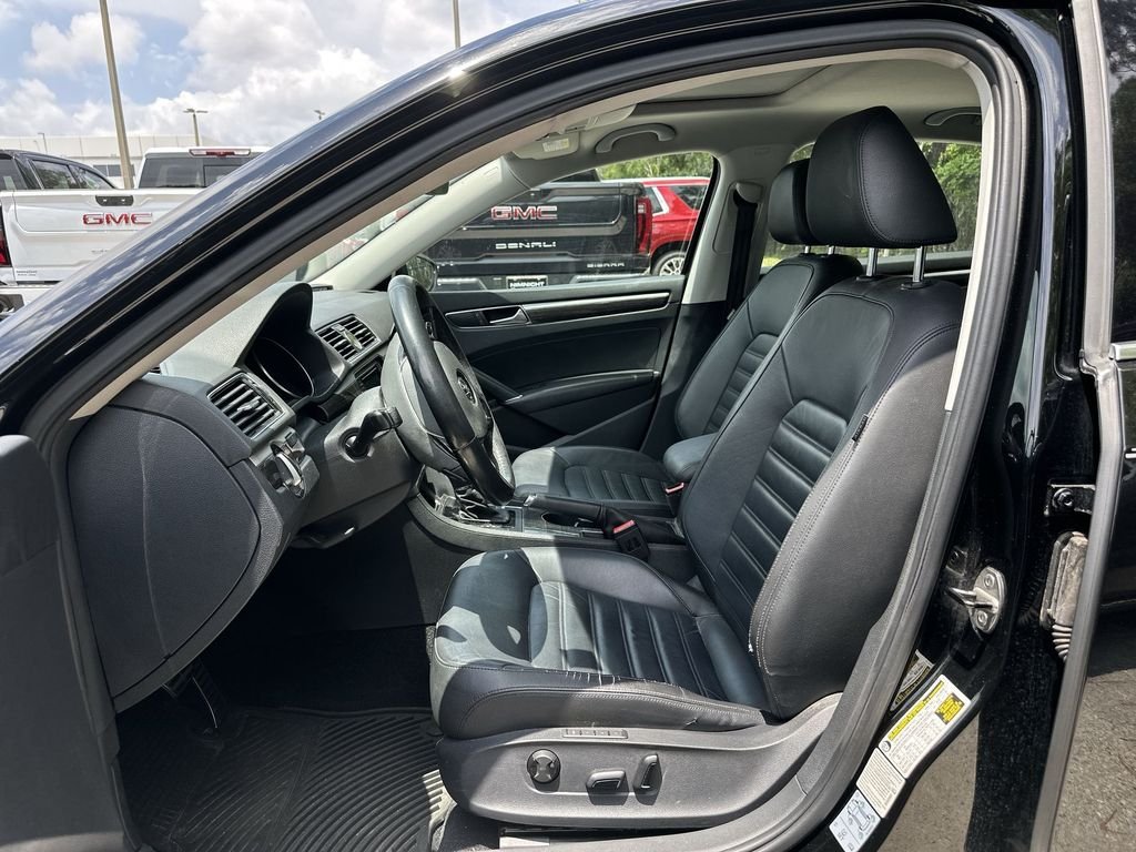 volkswagen passat 2016 1VWCM7A36GC038583 image volkswagen passat 2016 1VWCM7A36GC038583 image