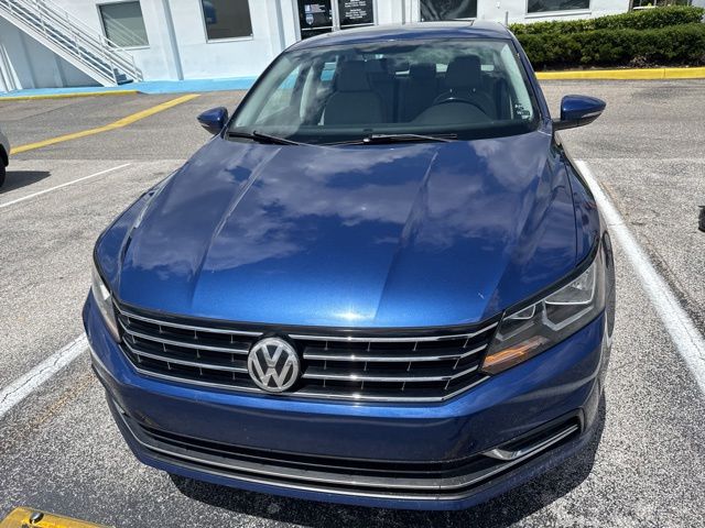volkswagen passat 2016 1VWBS7A37GC035676 image volkswagen passat 2016 1VWBS7A37GC035676 image