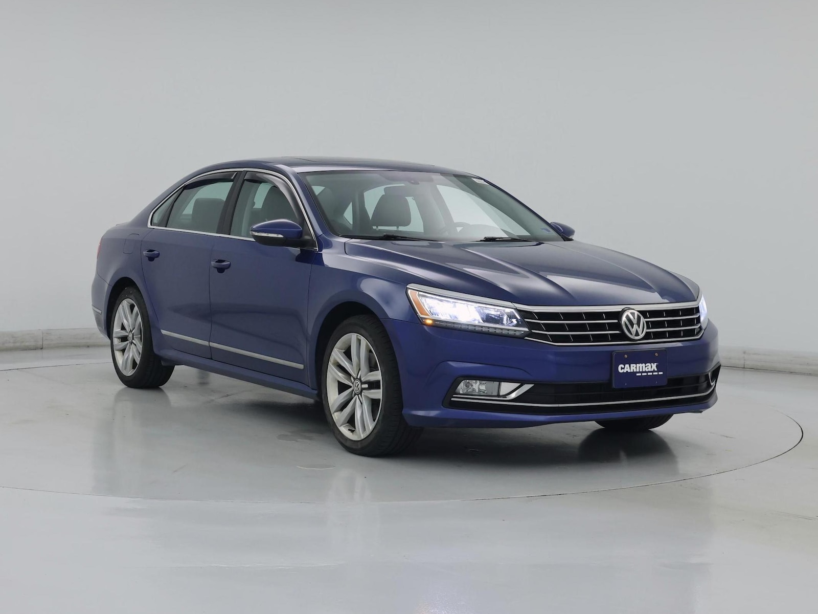 volkswagen passat 2016 1VWCT7A30GC040719 image volkswagen passat 2016 1VWCT7A30GC040719 image