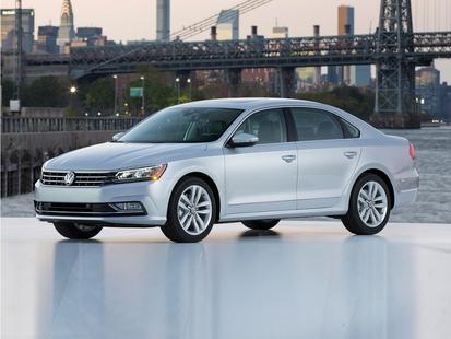 volkswagen passat 2016 1VWBS7A32GC063191 image volkswagen passat 2016 1VWBS7A32GC063191 image