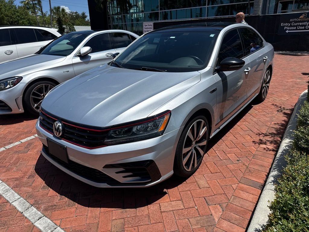 volkswagen passat 2018 1VWJM7A33JC051354 image volkswagen passat 2018 1VWJM7A33JC051354 image