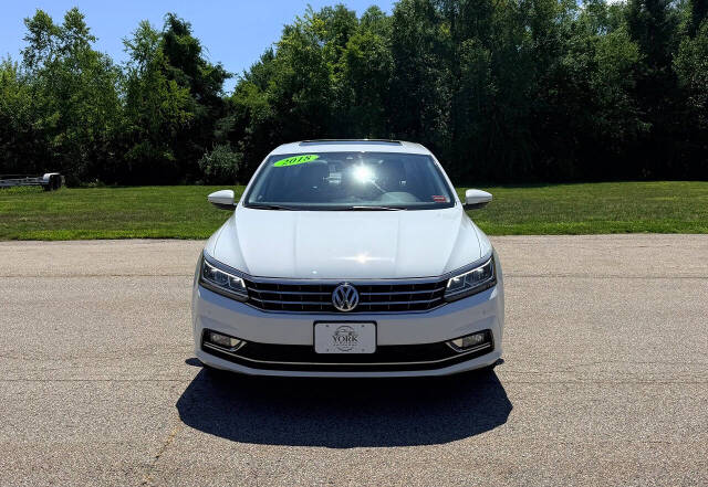 volkswagen passat 2018 1VWCA7A38JC046958 image volkswagen passat 2018 1VWCA7A38JC046958 image