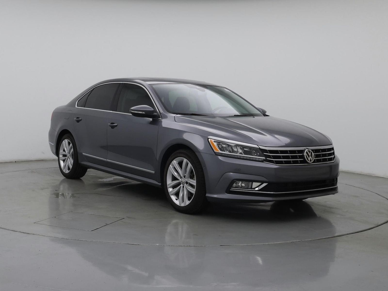 volkswagen passat 2018 1VWCA7A39JC009031 image volkswagen passat 2018 1VWCA7A39JC009031 image
