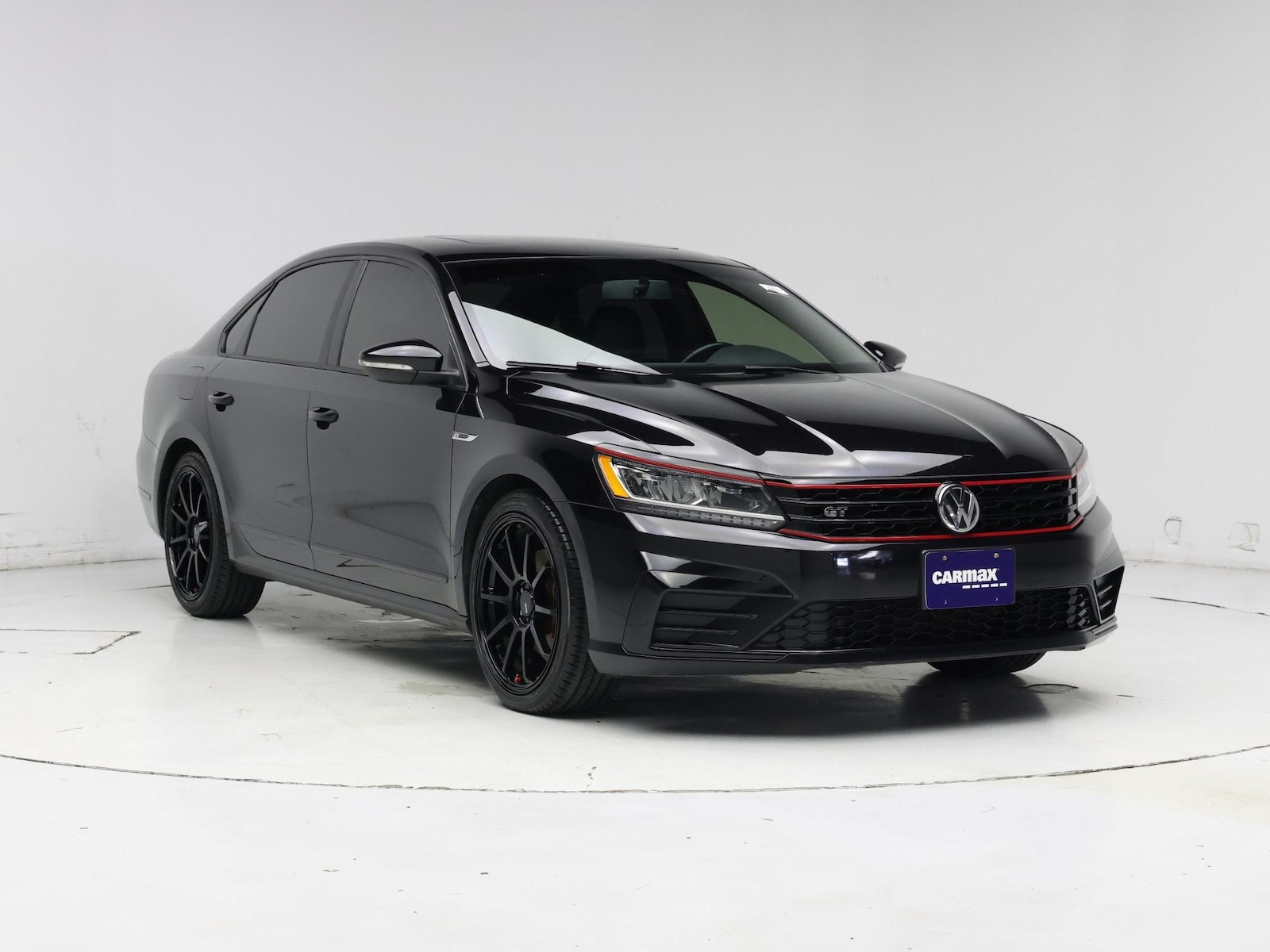 volkswagen passat 2018 1VWJM7A38JC021377 image volkswagen passat 2018 1VWJM7A38JC021377 image
