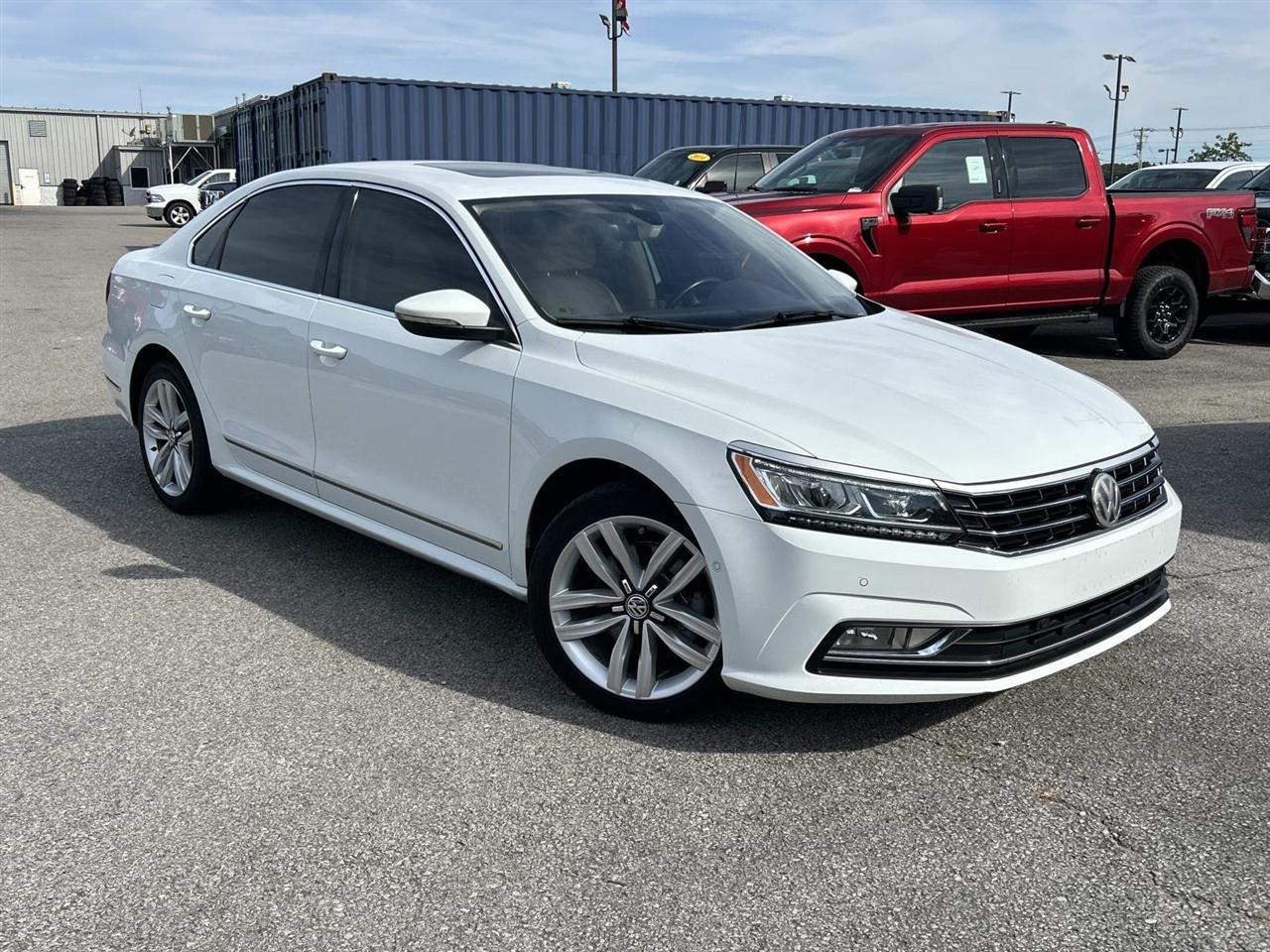volkswagen passat 2017 1VWCT7A33HC077748 image volkswagen passat 2017 1VWCT7A33HC077748 image
