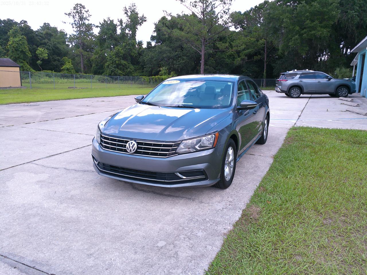 volkswagen passat 2017 1VWAT7A38HC015057 image volkswagen passat 2017 1VWAT7A38HC015057 image