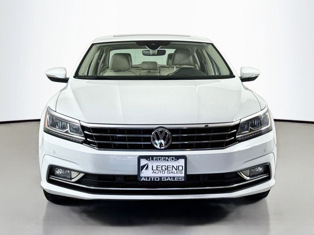 volkswagen passat 2017 1VWCT7A32HC077143 image volkswagen passat 2017 1VWCT7A32HC077143 image