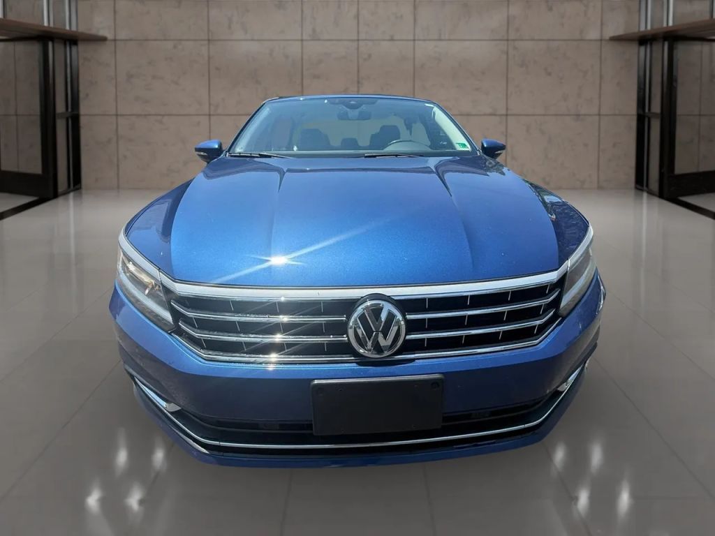 volkswagen passat 2017 1VWCT7A30HC059305 image volkswagen passat 2017 1VWCT7A30HC059305 image