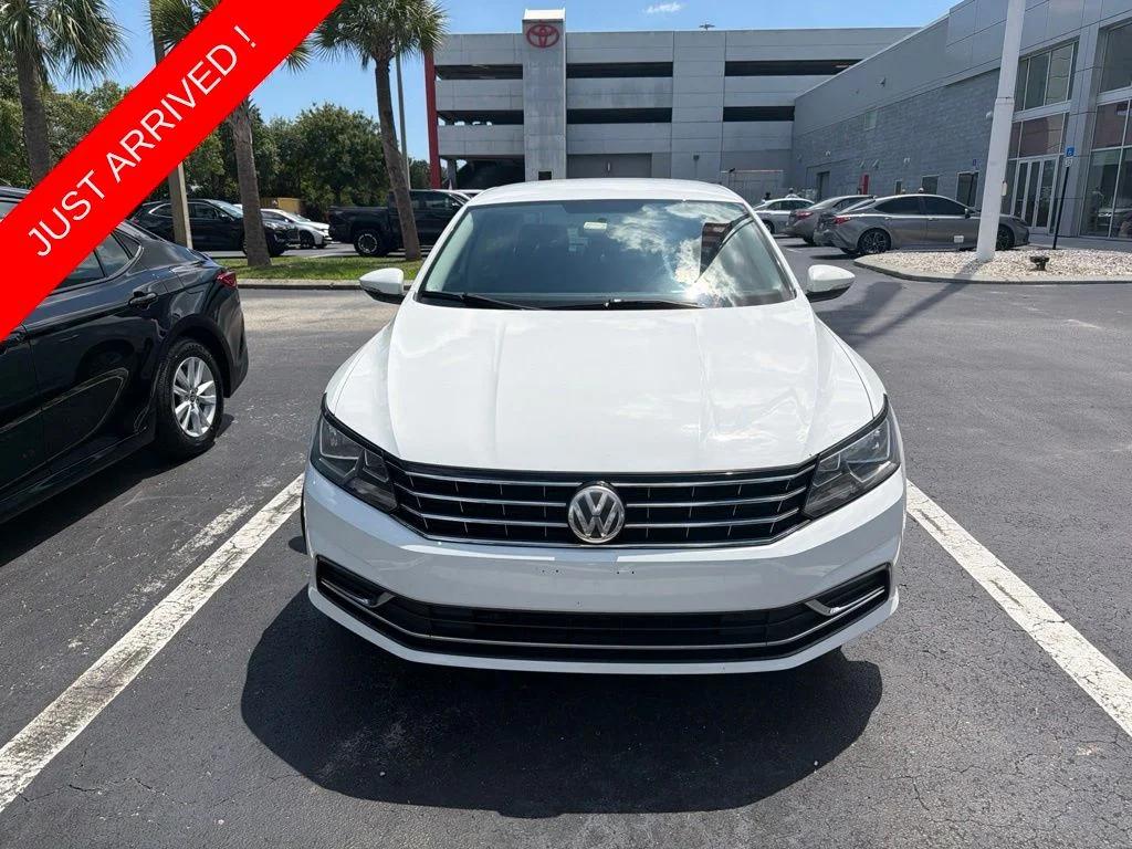 volkswagen passat 2017 1VWAT7A38HC006486 image volkswagen passat 2017 1VWAT7A38HC006486 image