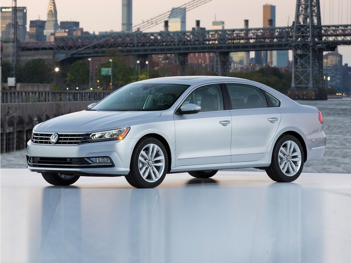 volkswagen passat 2017 1VWCT7A37HC056269 image volkswagen passat 2017 1VWCT7A37HC056269 image
