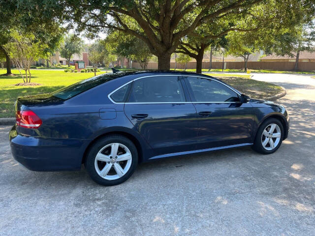 volkswagen passat 2012 1VWBH7A33CC091283 image volkswagen passat 2012 1VWBH7A33CC091283 image