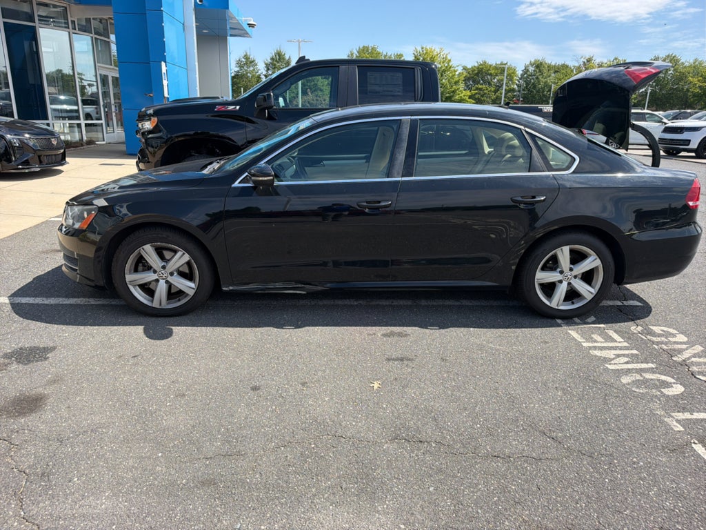 volkswagen passat 2012 1VWBH7A37CC013718 image volkswagen passat 2012 1VWBH7A37CC013718 image