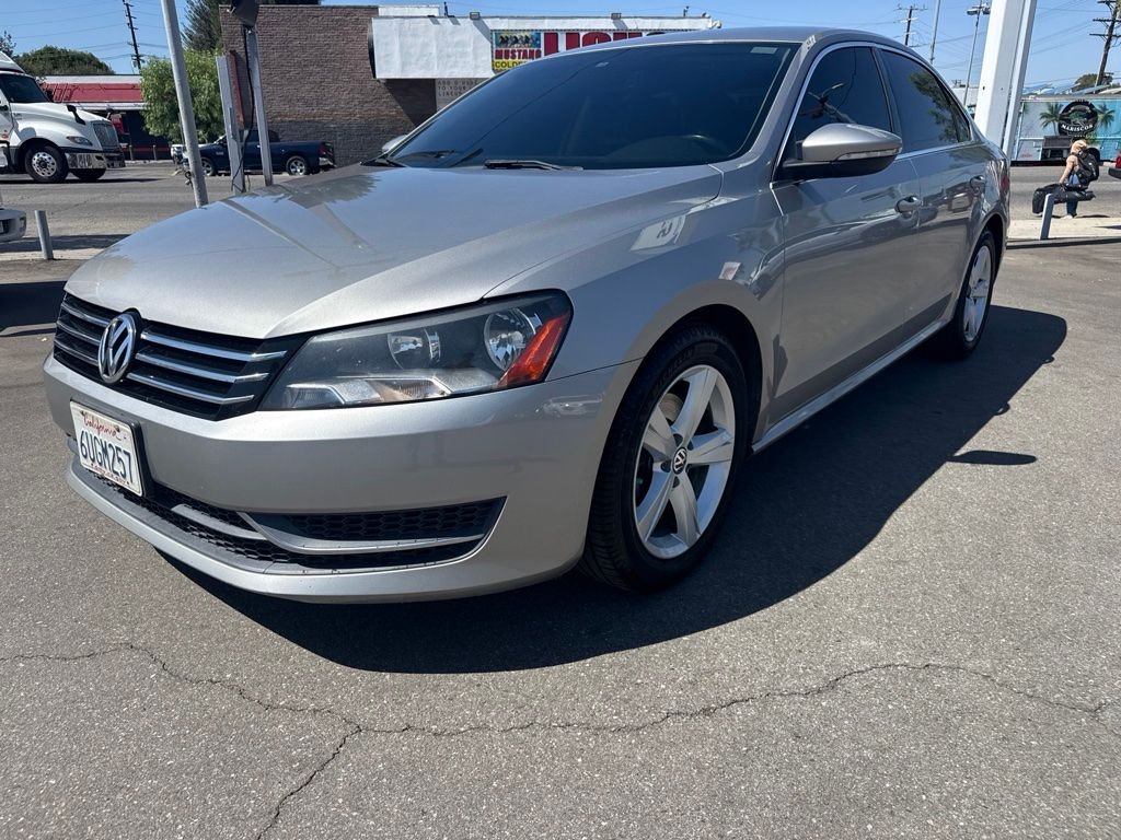 volkswagen passat 2012 1VWBP7A31CC002569 image volkswagen passat 2012 1VWBP7A31CC002569 image