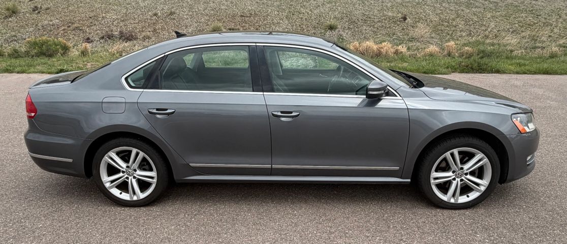 volkswagen passat 2013 1VWCN7A33DC105746 image volkswagen passat 2013 1VWCN7A33DC105746 image