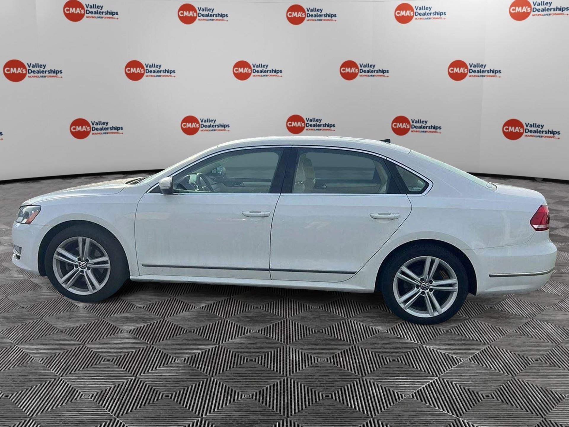 volkswagen passat 2013 1VWBN7A32DC037127 image volkswagen passat 2013 1VWBN7A32DC037127 image