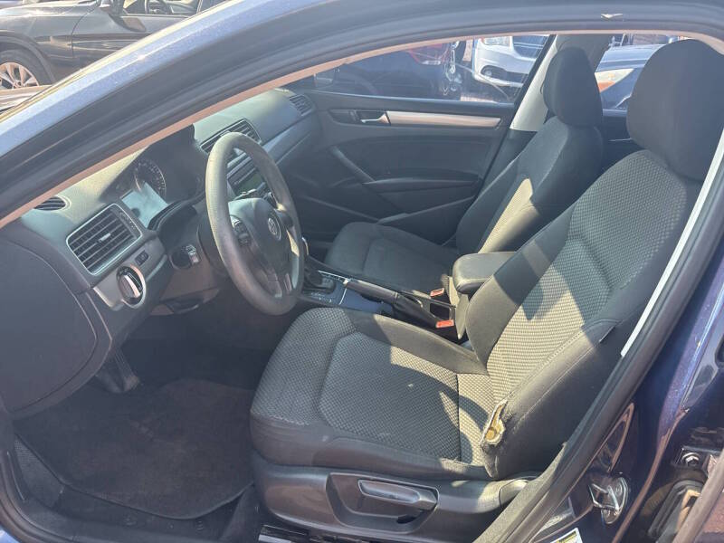 volkswagen passat 2013 1VWAP7A3XDC050584 image volkswagen passat 2013 1VWAP7A3XDC050584 image