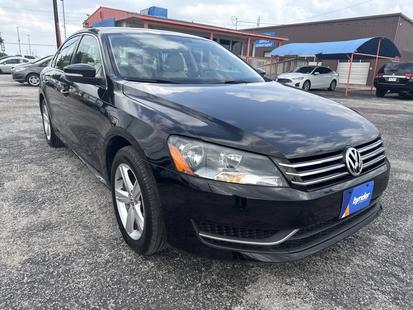 volkswagen passat 2013 1VWBH7A39DC050013 image volkswagen passat 2013 1VWBH7A39DC050013 image