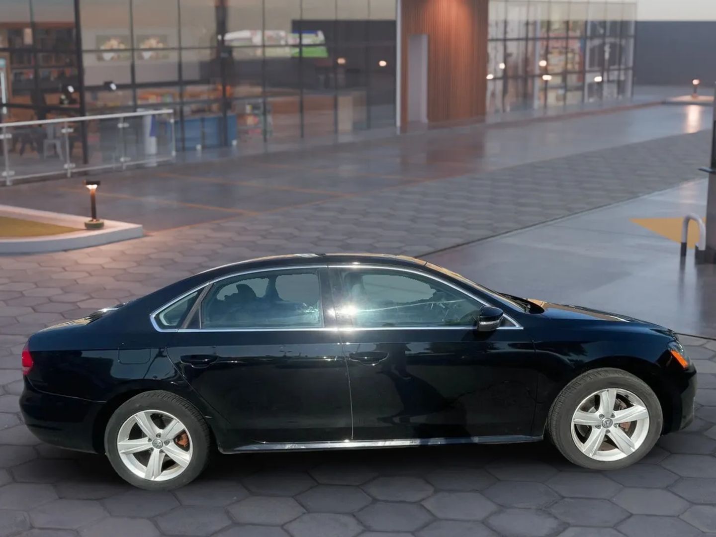 volkswagen passat 2013 1VWBN7A30DC104811 image volkswagen passat 2013 1VWBN7A30DC104811 image
