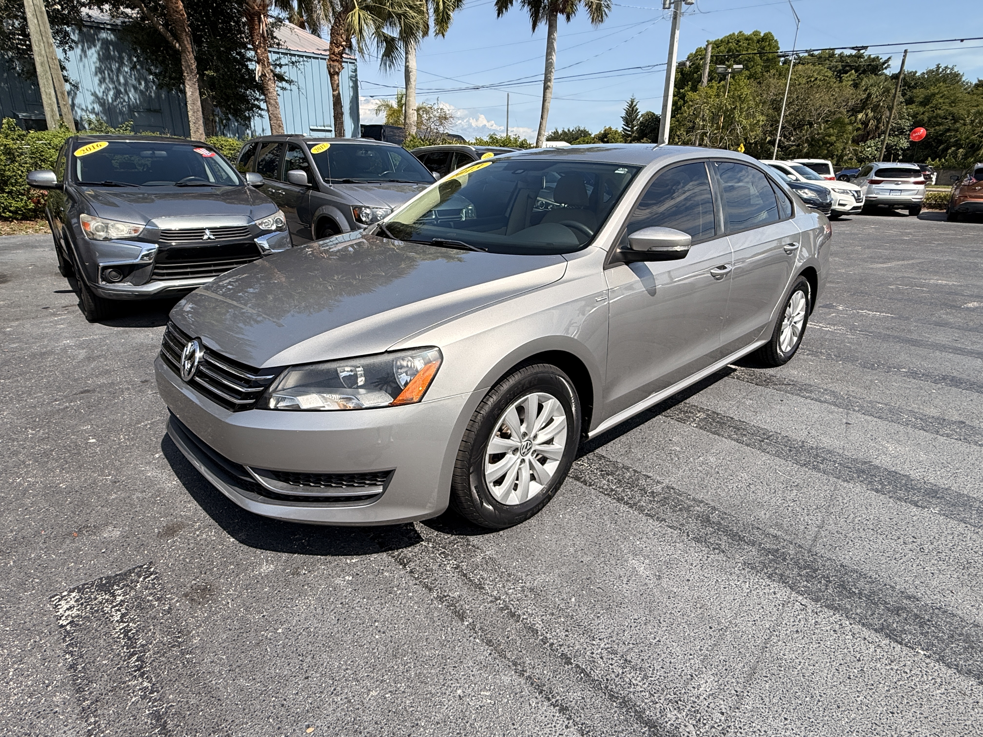 volkswagen passat 2013 1VWAH7A3XDC146700 image volkswagen passat 2013 1VWAH7A3XDC146700 image