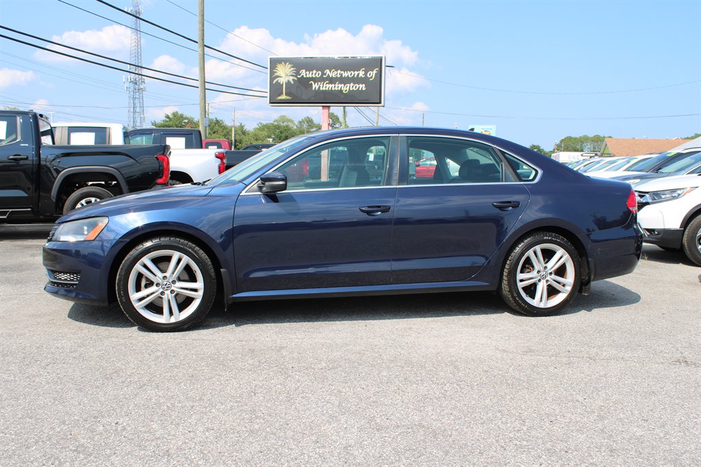 volkswagen passat 2014 1VWBP7A3XEC018093 image volkswagen passat 2014 1VWBP7A3XEC018093 image