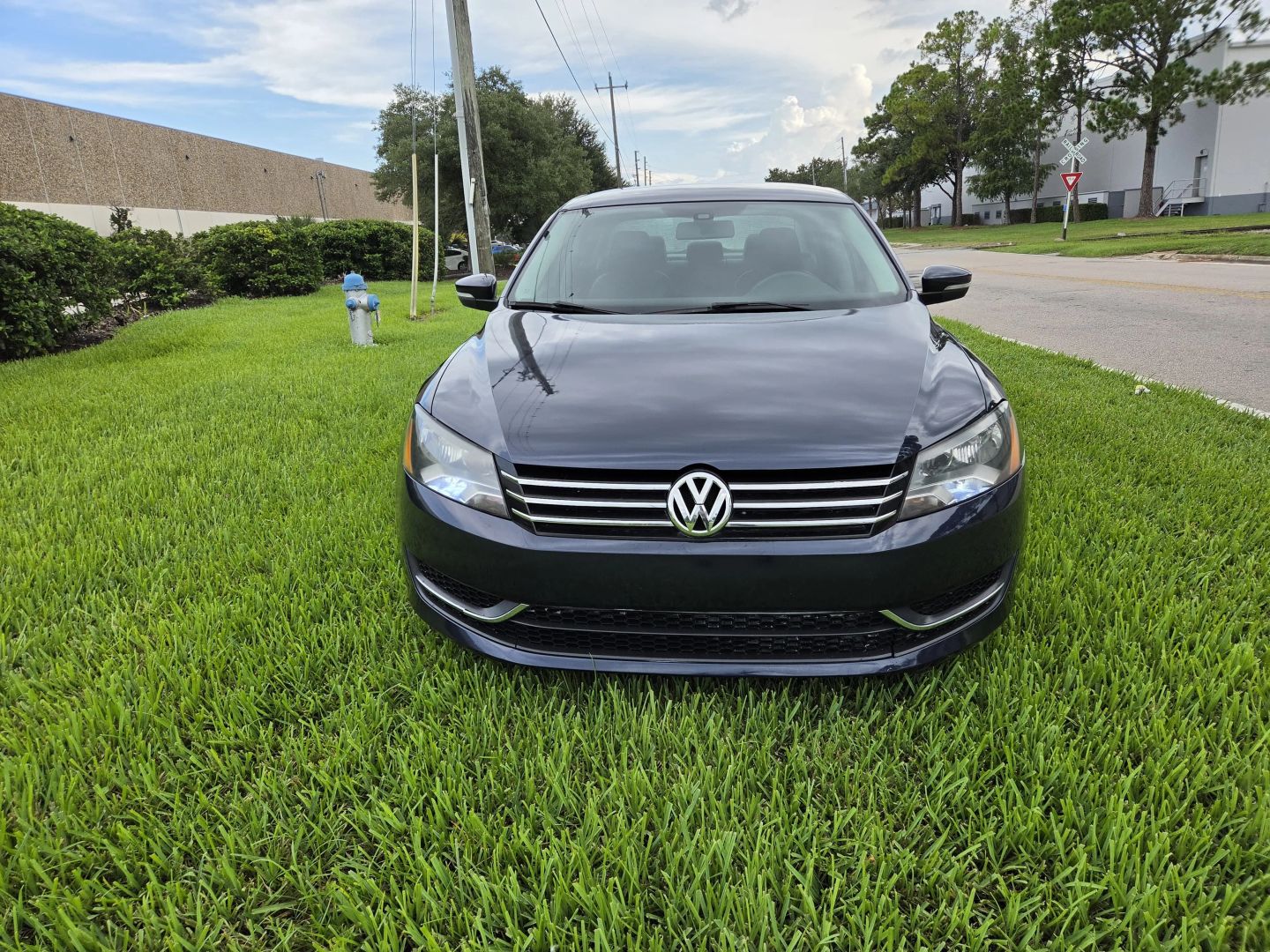volkswagen passat 2014 1VWAT7A38EC102310 image volkswagen passat 2014 1VWAT7A38EC102310 image