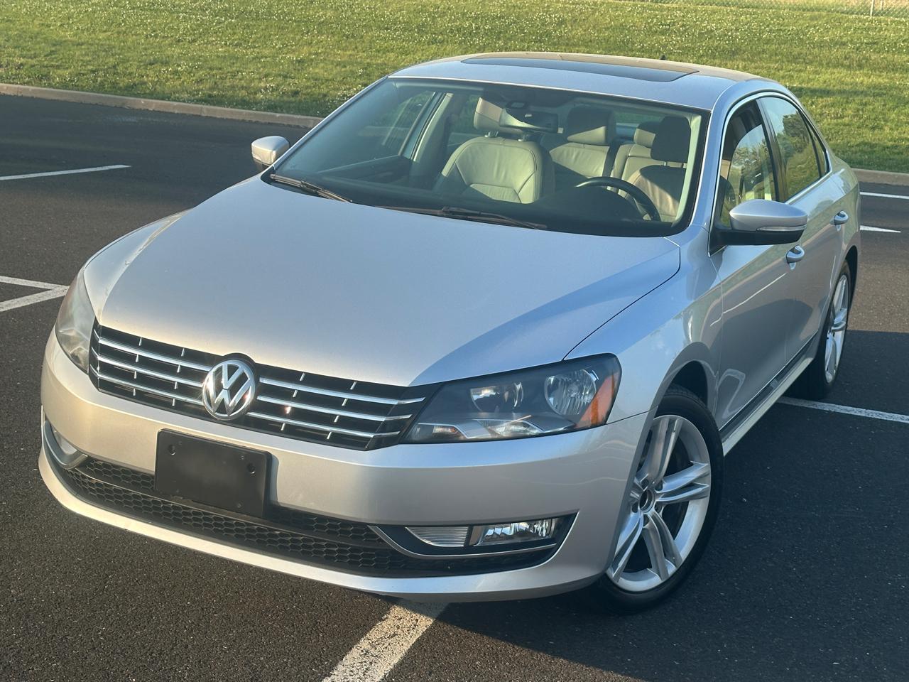 volkswagen passat 2014 1VWCS7A33EC061404 image volkswagen passat 2014 1VWCS7A33EC061404 image