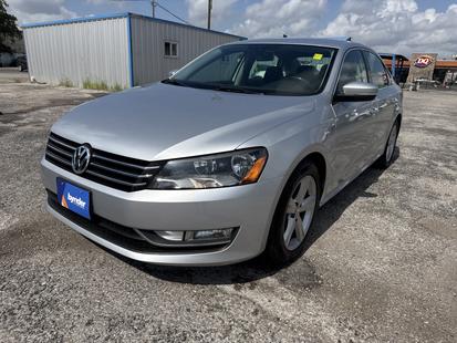 volkswagen passat 2015 1VWAS7A33FC122937 image volkswagen passat 2015 1VWAS7A33FC122937 image